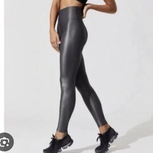 Carbon38 Shiny Black Leggings